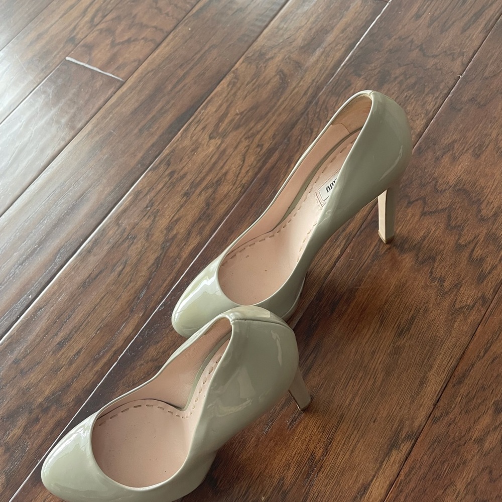 Gray, Patent Leather, Miu Miu Heels, Size 8.5. Gr… - image 5